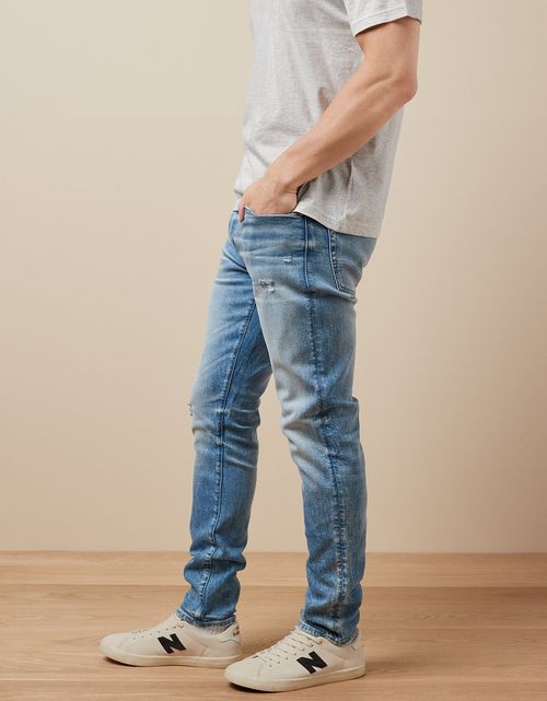 Jeans AE Airflex + Athletic Skinny desgastado