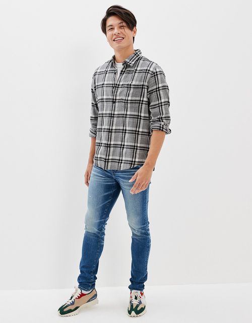 Jean  Skinny AE  360 Distressed Athletic.