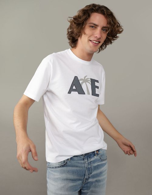 Camiseta Ae con gráfico