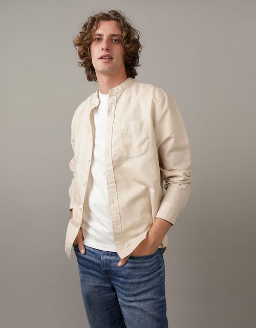 Camisa AE abotonada de lino con cuello