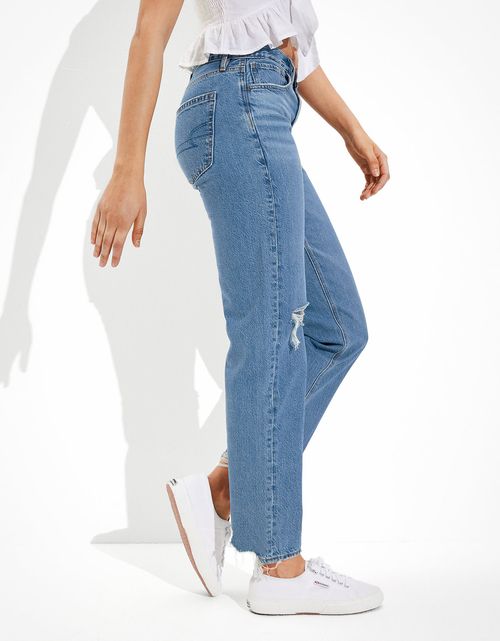 Straight Jean AE x the Jeans Redesign noventero con rotos