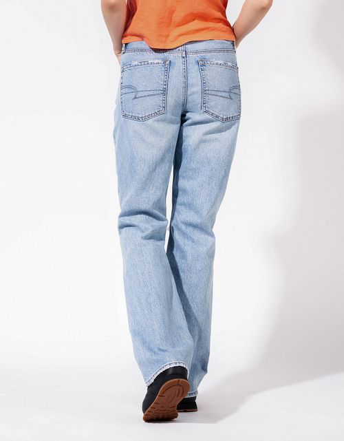 Jean Bootcut AE con rotos de corte recto de los años 90