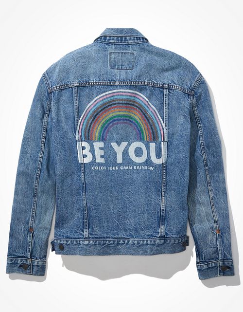 Chaqueta vaquera AE x Mxmtoon orgullo