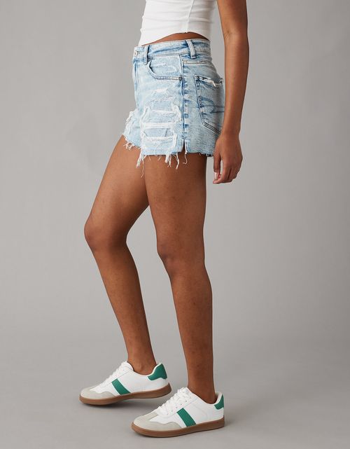 Short Mom AE en denim con rotos para mujer