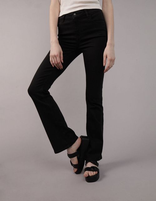 Jean kick bootcut de tiro bajo de mujer AE