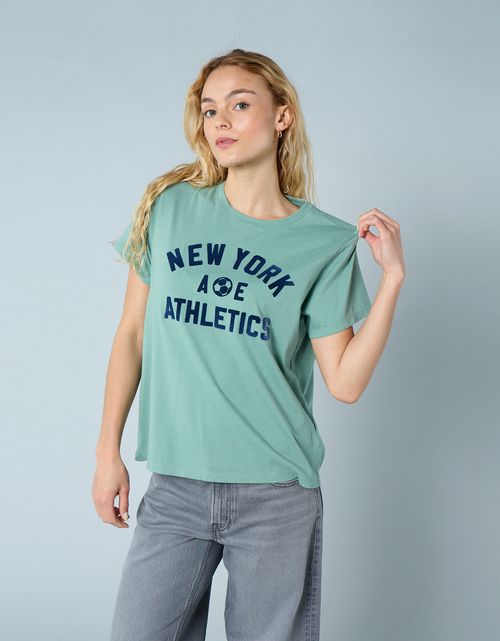 Camiseta Gráfica de Marca Ae