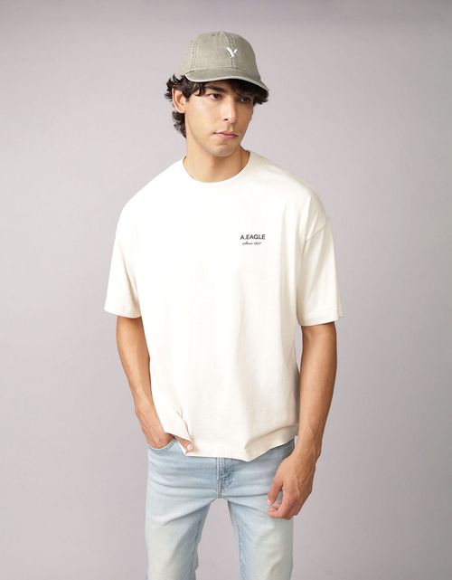 Camiseta gráfica con logo grande de Ae