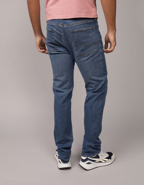 Jean Slim Staight con Fibras Tencel™ Ae