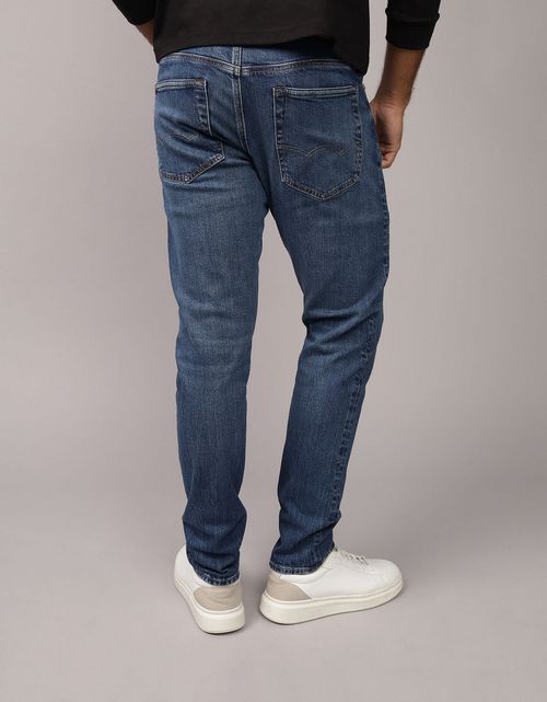 Jean ajustado atlético Ae FLEX+